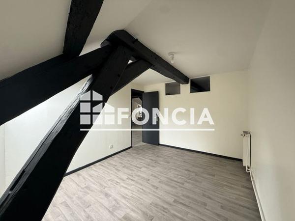 Location Appartement 3 pièces 57.83 m² - 1 3 RUE DE LA ROCHEFOUCAULD 302 Sedan 08200