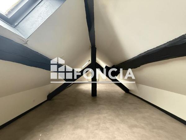 Location Appartement 3 pièces 57.83 m² - 1 3 RUE DE LA ROCHEFOUCAULD 302 Sedan 08200