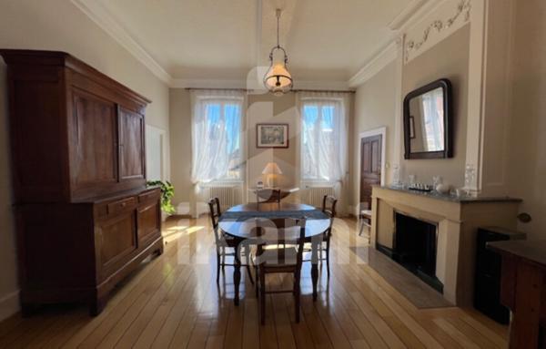 Appartement de 152 m²