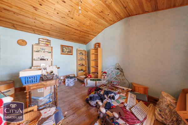 Maison à vendre 5 pièces 134m² Saint-Jean-des-Ollières (63520)
