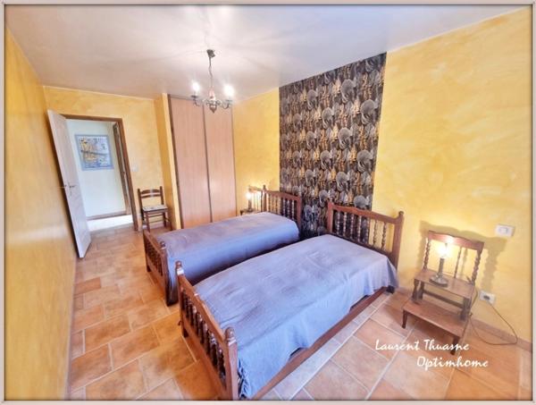 Propriété 10 pièces 231 m² avec gîte et piscine