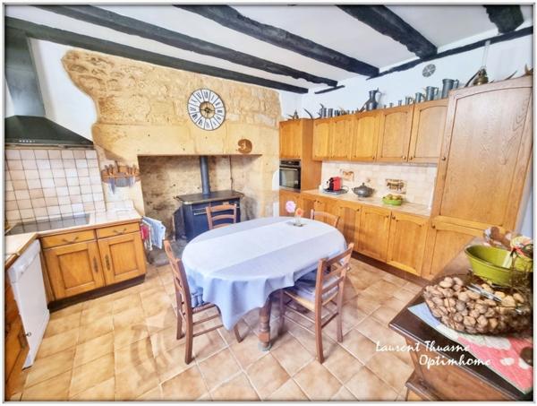 Propriété 10 pièces 231 m² avec gîte et piscine