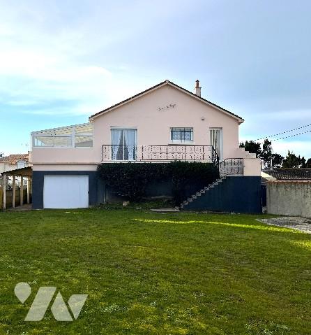 Maison à vendre face mer, situé à LA PLAINE SUR MER.