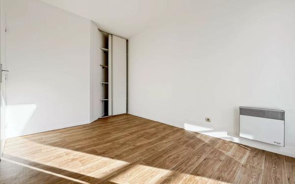 Appartement à vendre    2 pièces • 54 m2 Toulouse