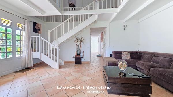 Maison à vendre 5 pièces VUE MER Saint Claude (971)