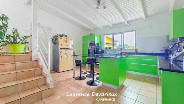 Maison à vendre 5 pièces VUE MER Saint Claude (971)