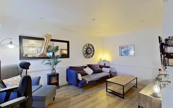 Appartement à vendre    4 pièces • 78,64 m2 Bègles