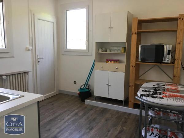 Appartement à louer 1 pièce 34m² Poitiers (86000)