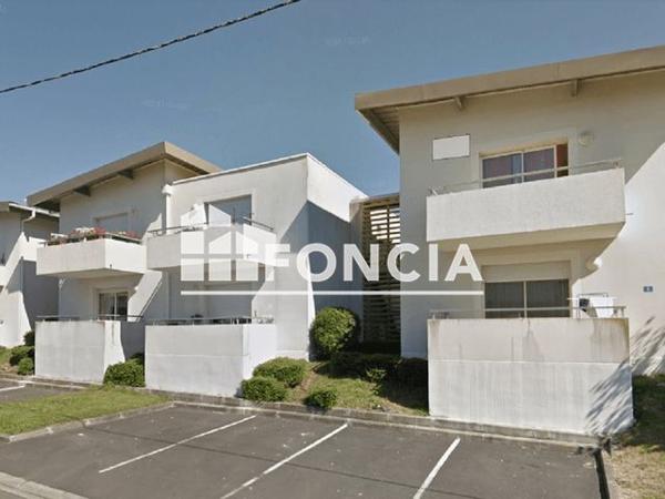 Location Appartement 2 pièces 39.9 m² - 18 RUE ANDRE DULIN Tonnay Charente 17430