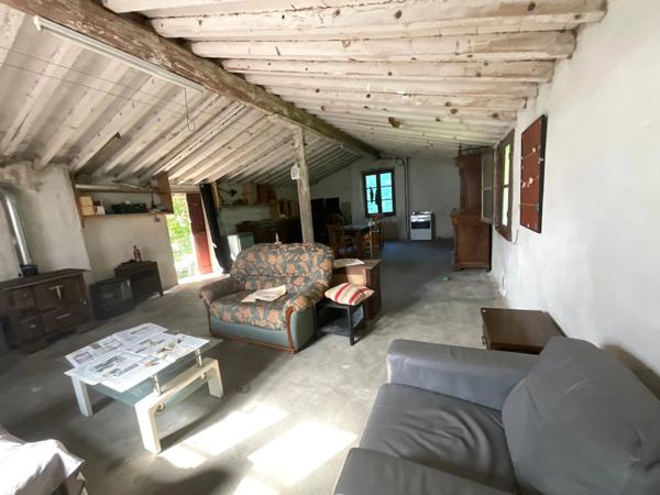 Propriete à vendre 13 pièces AIGUEFONDE (81)