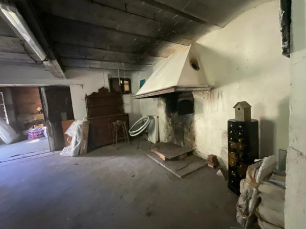 Propriete à vendre 13 pièces AIGUEFONDE (81)