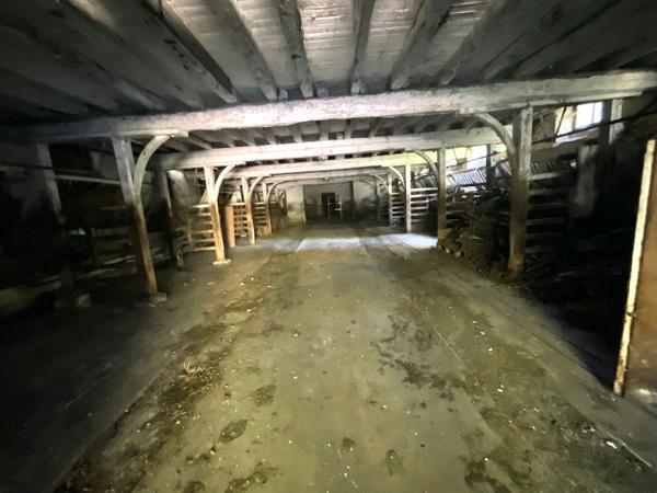 Propriete à vendre 13 pièces AIGUEFONDE (81)