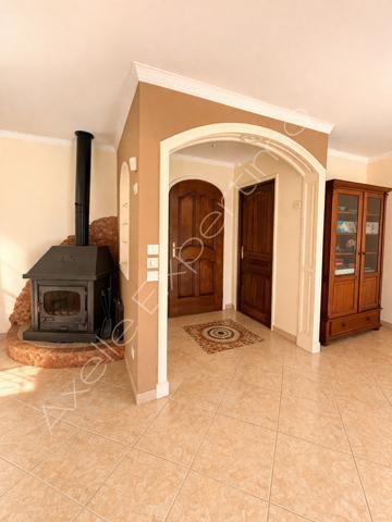 Saint-Cyr-sur-Mer (83270) Villa a vendre - T7 de 167m2 - terrain de 838m2 - Piscine - Saint-Cyr-sur-mer (83270)