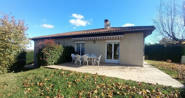 Maison à vendre à Chazay d'Azergues - 4 chambres, piscine et jardin