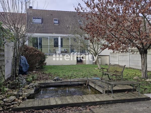 Maison 5 pièces - 123 m² Exclusivité efficity