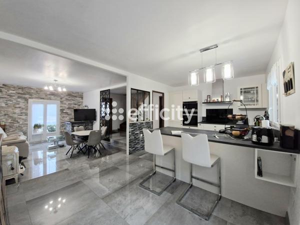 Maison 5 pièces - 123 m² Exclusivité efficity