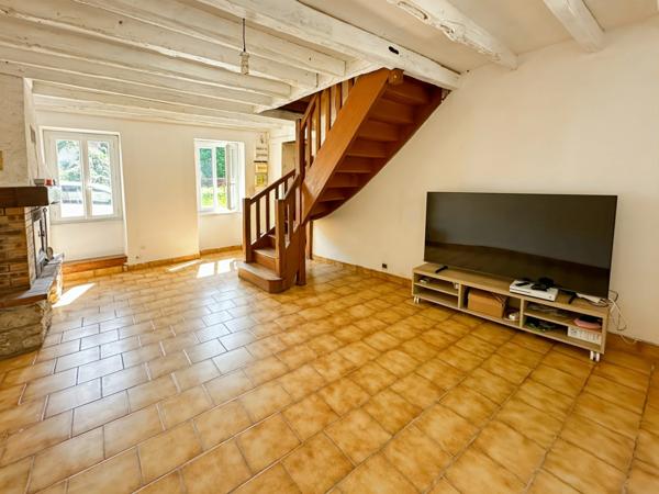 Maison à vendre 4 pièces SOUPPES SUR LOING (77) Fermette 4 P de 82 m2 sur terrain de 390 m2