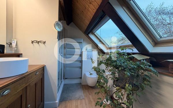 Maison à vendre    3 pièces • 145 m2 Vic-sur-Aisne