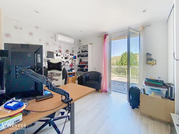 Maison de 125m² sur sous sol complet- VILLEREST
