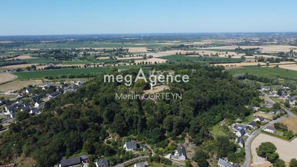 Maison à MONT-DOL, 35120 - 5 pièces 140m²