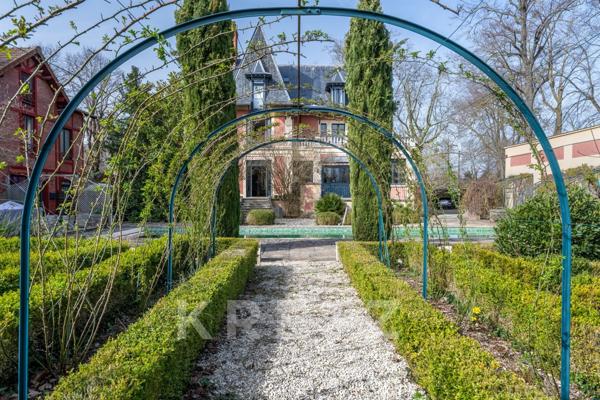 Domaine historique d’exception aux portes de Paris