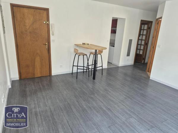 Appartement à louer 2 pièces 38.4m² Boulogne-sur-Mer (62200)