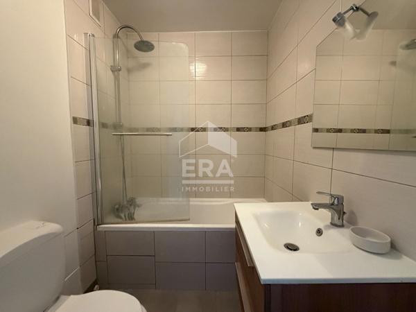 Studio 20m²  + 4.63m²  de Balcon - Charles Michels