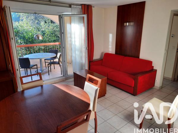 Location appartement 3 pièces 54,56 m² Mandelieu-la-Napoule