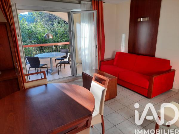 Location appartement 3 pièces 54,56 m² Mandelieu-la-Napoule