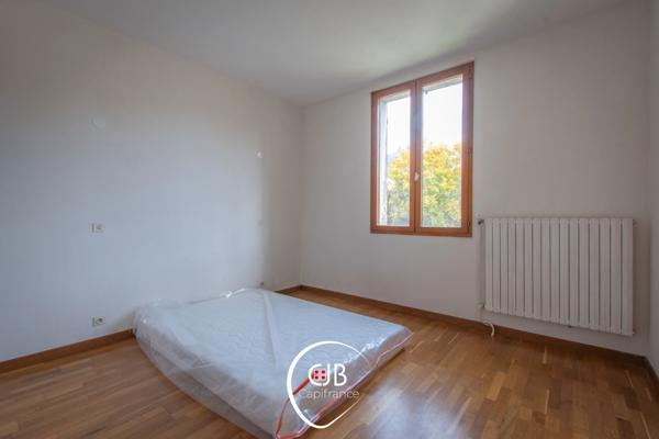 Barberaz – Appartement 3 pièces avec jardin, 2 balcons et garage
