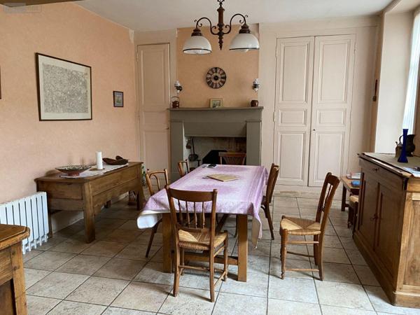 Maison à vendre à Mézières-en-Brenne dans l'Indre (36290), ref : 1050568
