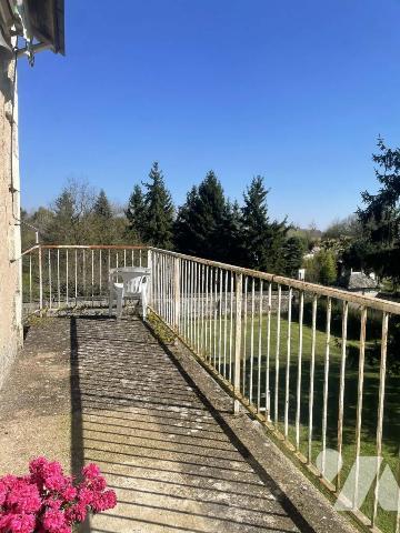 Ensemble immobilier de deux maisons à Saint-Hilaire-Saint-Florent