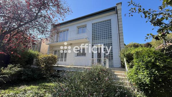 Maison 5 pièces - 143 m² Bien prestige