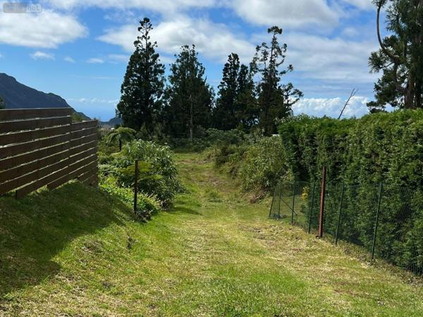 Terrain à Batir à vendre à La Plaine-des-Palmistes à la Réunion (97431), ref : 97405/247