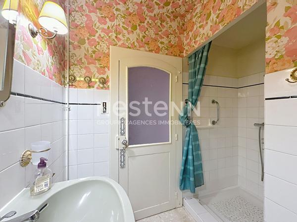 A vendre Maison Nougaroulet 6 pieces 185 m2 sans voisinage 7750m2 de terrain au calme.