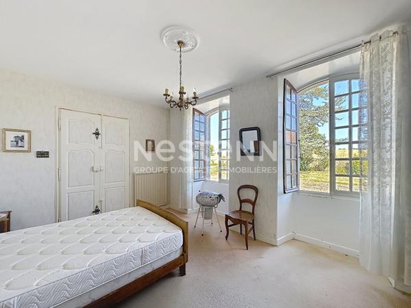 A vendre Maison Nougaroulet 6 pieces 185 m2 sans voisinage 7750m2 de terrain au calme.