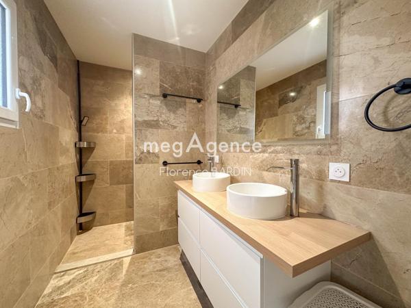 Maison à CHOLET, 49300 - 5 pièces 105m²