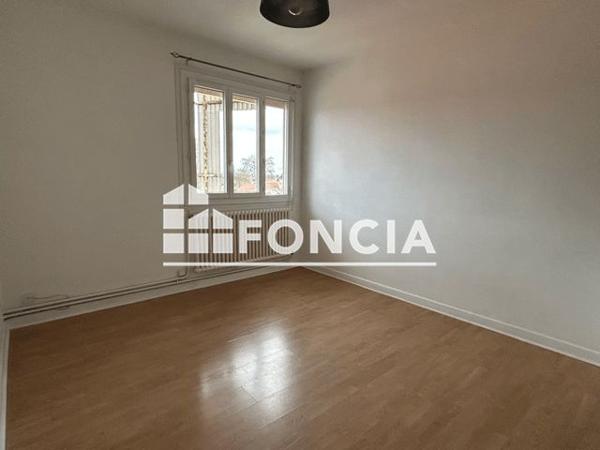 Location Studio 37.78 m² - 31 RUE ALPHONSE DAUDET Agen 47000