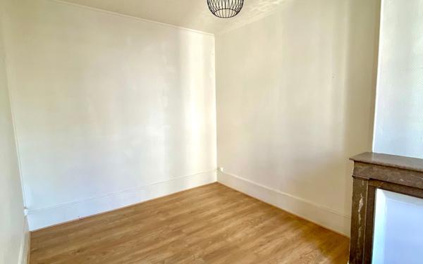 Appartement à louer    3 pièces •  Paris 11