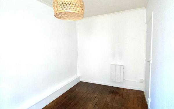 Appartement à louer    3 pièces •  Paris 11