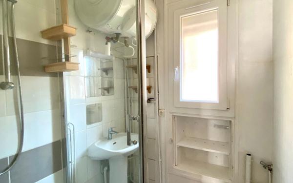 Appartement à louer    3 pièces •  Paris 11