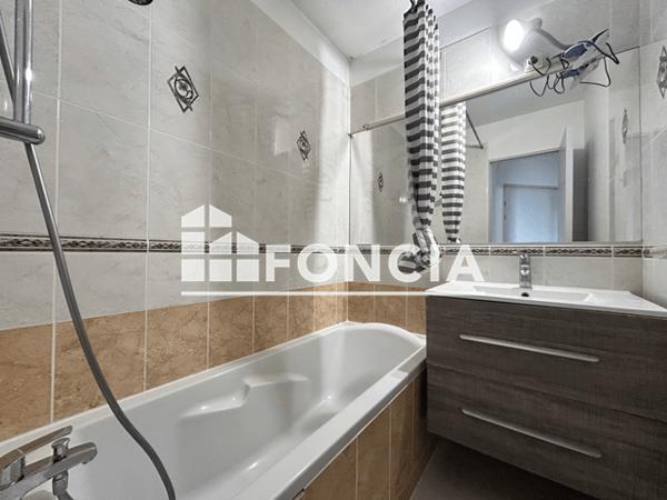 Location Studio meublé 27.62 m² - 55 AVENUE DE CANNES Juan Les Pins 06160