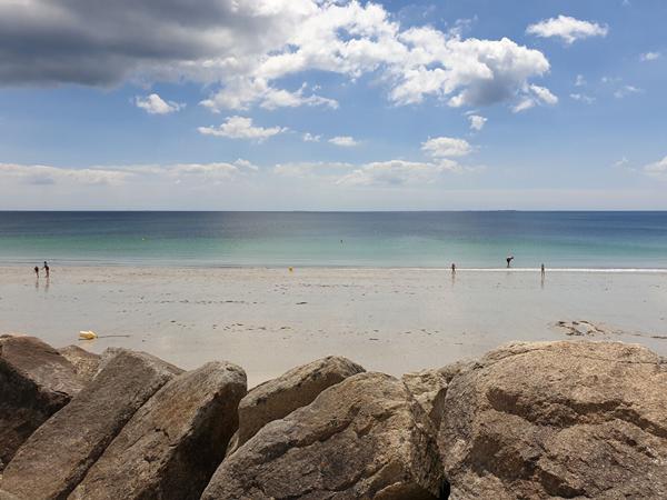Fouesnant, jolie maison rénovée sur un terrain paysagé de 1500 m², à 1.4 km de la plage !