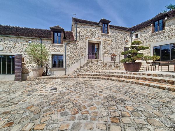 Magnifique maison de caractère d'environ 300 m2