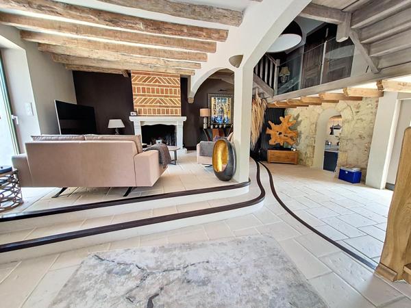 Magnifique maison de caractère d'environ 300 m2