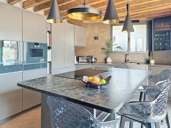 Magnifique maison de caractère d'environ 300 m2