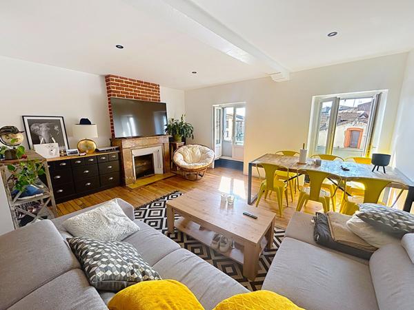 APPARTEMENT T4 CHARMANT, ATYPIQUE ET LUMINEUX AVEC CAVE ET JARDIN