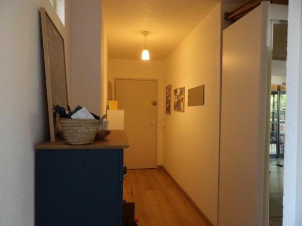 Mérignac  Arlac, a proximité de toutes les commodités, appartement de Type 3 de 65m² au sein d'une copropriété calme et sécurisée