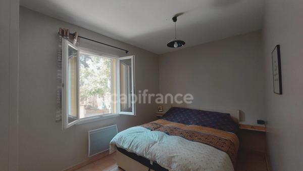 Maison à vendre plain-pied, 3 chambres, jardin VELLERON (84)