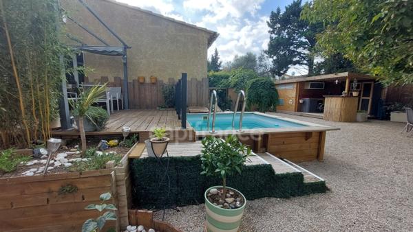 Maison à vendre plain-pied, 3 chambres, jardin VELLERON (84)